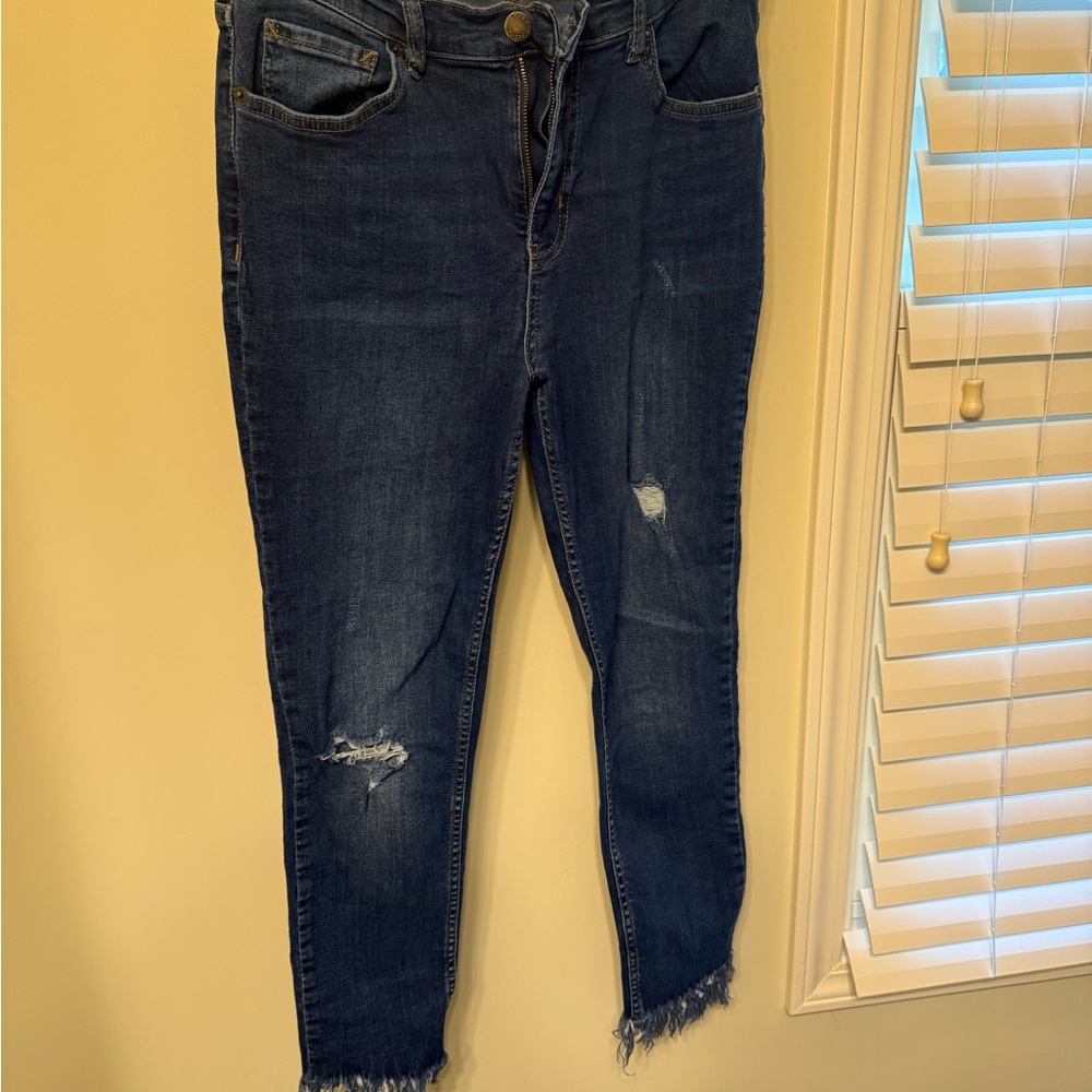 Free People Dark Blue Distressed Cropped Jeans